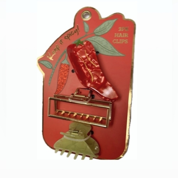 hair flair Accessories - ✨️🌶 Keep it Spicy Red Chile Pepper Hair Claw Clips set of 3 ✨️🌶